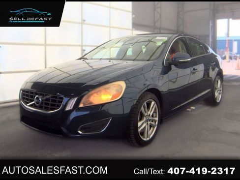 Used 2013 Volvo S60 T5 FWD image 1