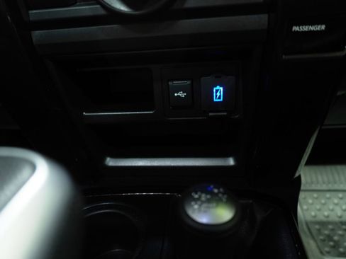 Used 2023 Toyota 4Runner TRD Off-Road Premium w/ Moonroof Package AWD/4WD image 19