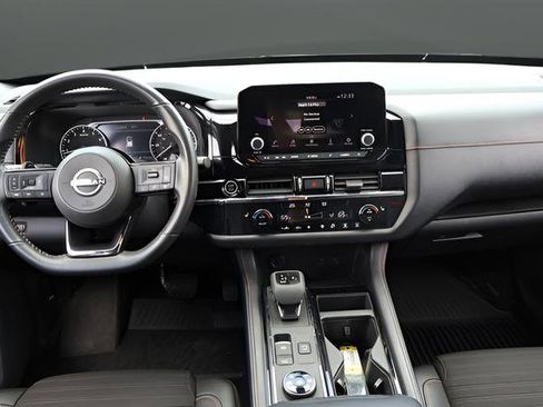 Used 2023 Nissan Pathfinder Rock Creek AWD/4WD image 15