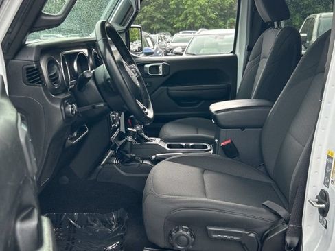 Used 2022 Jeep Gladiator Sport AWD/4WD image 7