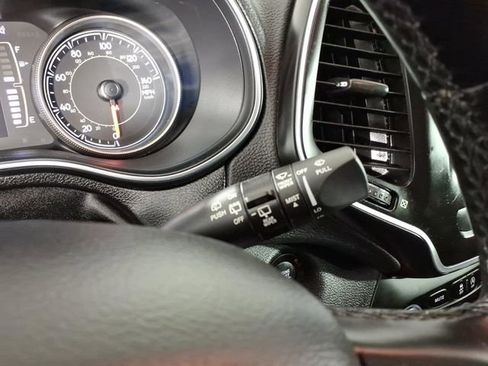 Certified 2020 Jeep Cherokee Latitude Lux w/ Quick Order Package 26H Lux image 23