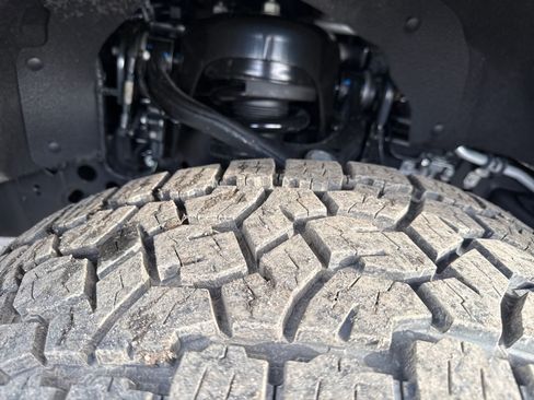 Used 2025 Ford F150 Platinum w/ Equipment Group 702A High image 28