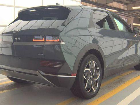 Used 2024 Hyundai Ioniq 5 SEL AWD/4WD image 2