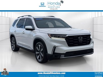 Used 2025 Honda Pilot Elite