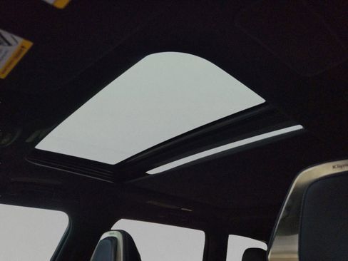 Certified 2026 INFINITI QX80 4WD w/ Sport Exterior Package image 17