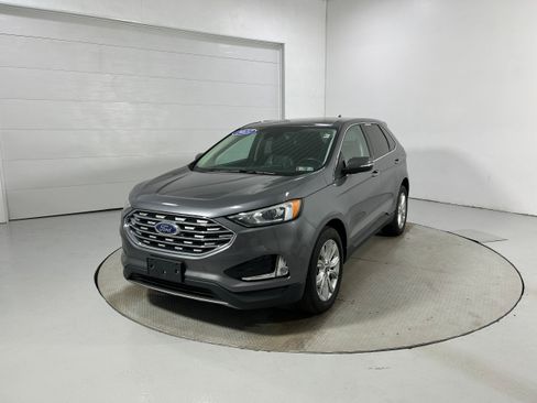 Used 2022 Ford Edge Titanium AWD/4WD image 18