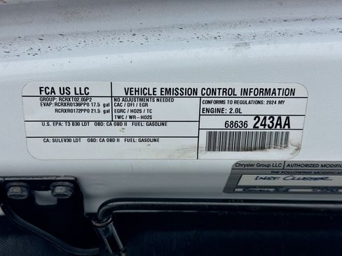 Used 2024 Jeep Wrangler Sport S image 20