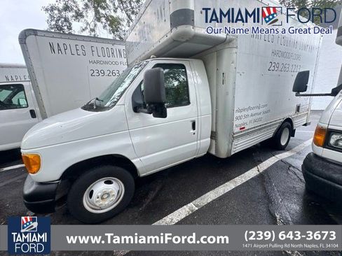Used 2006 Ford E-450 and Econoline 450 RWD image 1