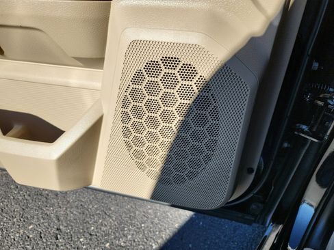 Used 2013 RAM 1500 Laramie Longhorn w/ Convenience Group image 27