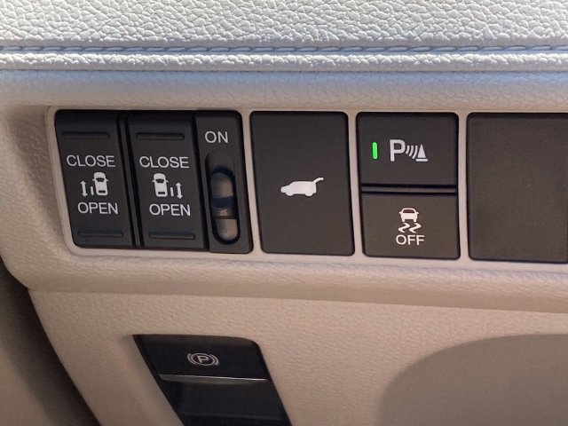 New 2026 Honda Odyssey Touring image 27