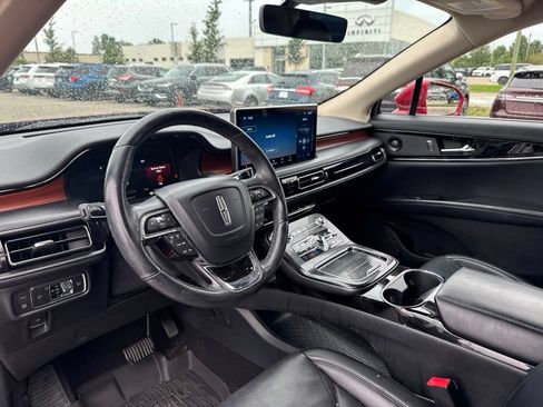 Used 2021 Lincoln Nautilus Reserve w/ Class II Trailer Tow Package AWD/4WD image 12