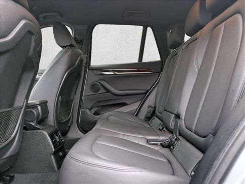 Used 2017 BMW X1 xDrive28i image 16