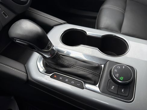 Used 2023 Chevrolet Blazer LT image 22