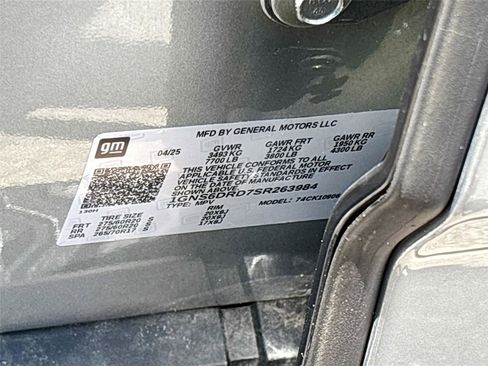 Used 2025 Chevrolet Suburban Z71 AWD/4WD image 33