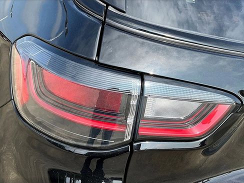 Used 2023 Jeep Compass High Altitude image 30