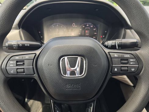 Used 2023 Honda Accord LX image 24