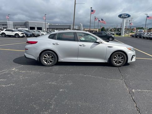 Used 2020 Kia Optima LX FWD image 4
