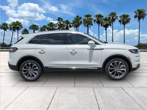 Used 2023 Lincoln Nautilus Reserve FWD image 9