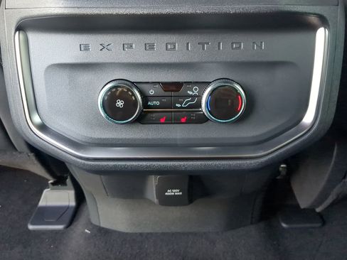 New 2025 Ford Expedition Tremor image 30