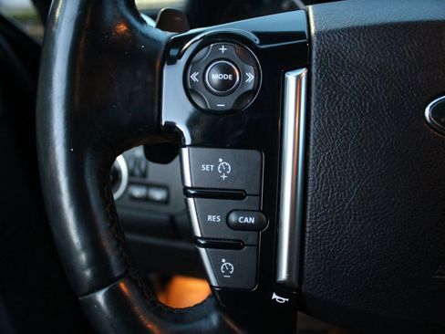 Used 2014 Land Rover LR4 HSE image 22