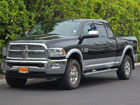 Used 2015 RAM 3500 Laramie w/ Convenience Group AWD/4WD image 8