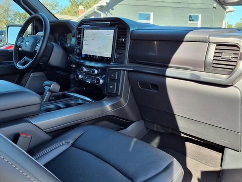 Used 2025 Ford F150 Lariat image 12