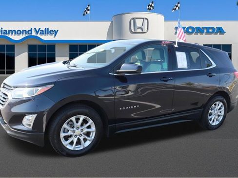 Used 2020 Chevrolet Equinox LT FWD image 3