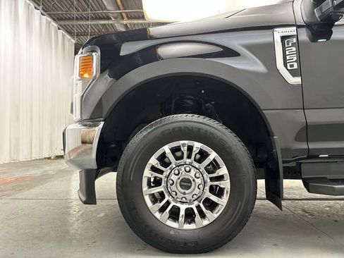 Used 2021 Ford F250 Lariat w/ Lariat Ultimate Package AWD/4WD image 22