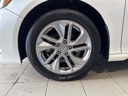 Used 2019 Honda Accord LX image 10