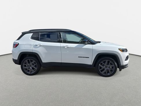 New 2026 Jeep Compass Limited AWD/4WD image 4