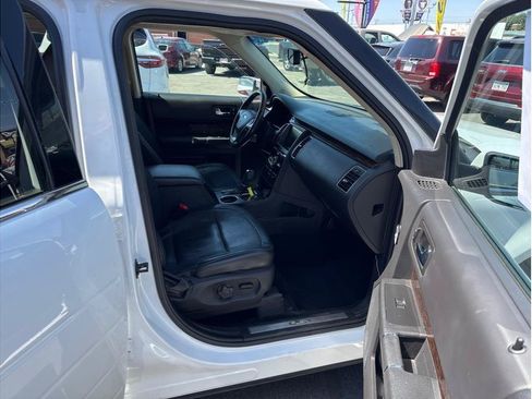 Used 2019 Ford Flex Limited FWD image 7