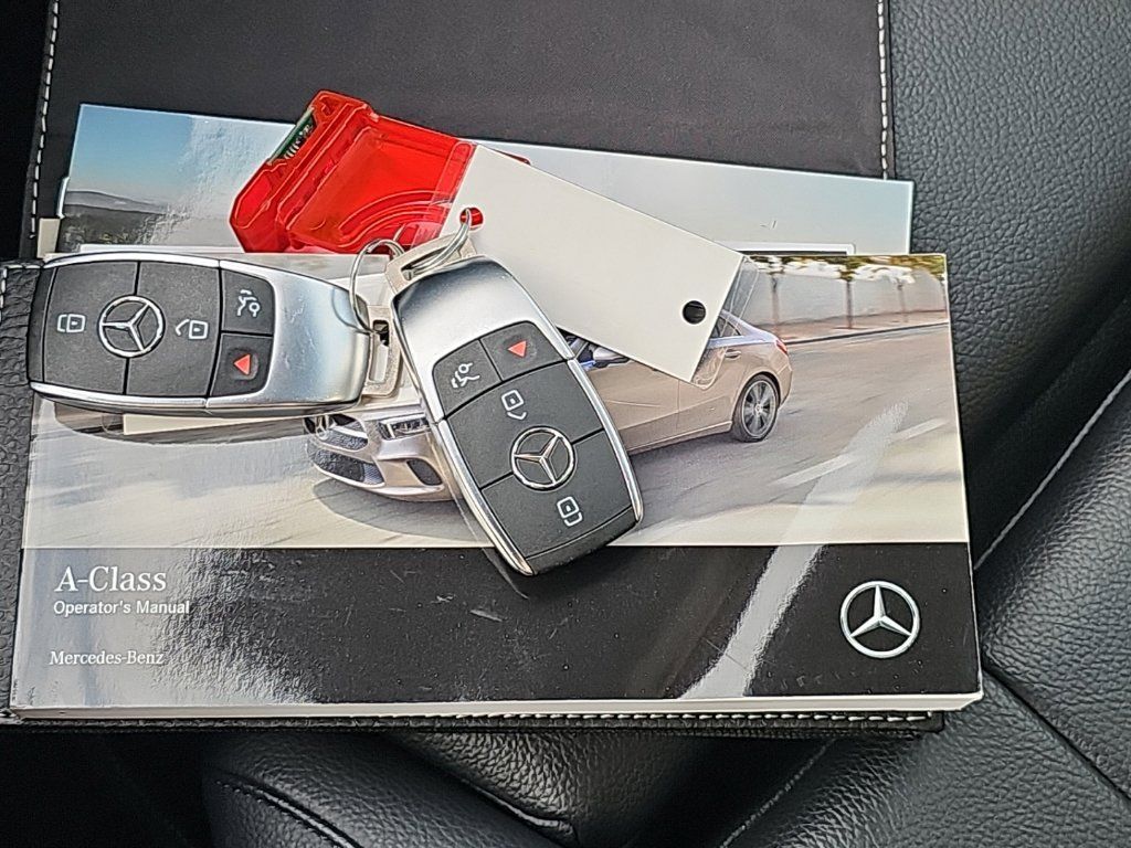 Used 2021 Mercedes-Benz A 220 4MATIC image 5