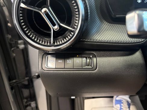 Used 2026 Chevrolet Equinox LT AWD/4WD image 16