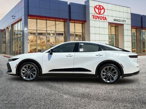 New 2026 Toyota Crown AWD/4WD image 3