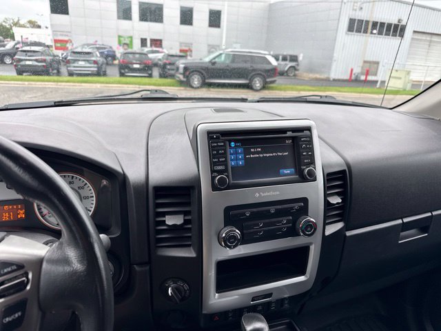Used 2015 Nissan Titan PRO-4X w/ Pro-4x Luxury Package AWD/4WD image 16