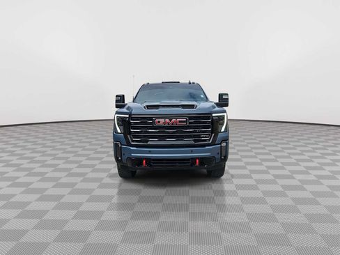 Certified 2024 GMC Sierra 2500 AT4 w/ AT4 Preferred Package image 3