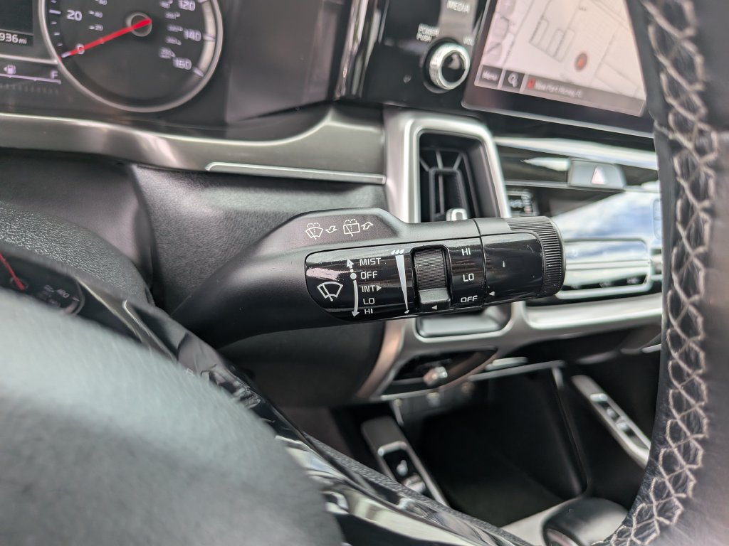Used 2022 Kia Sorento S w/ Panoramic Sunroof Package FWD image 34