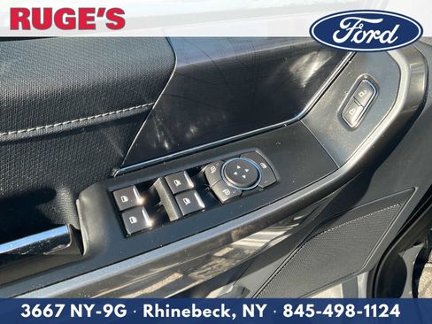 Certified 2022 Ford F150 XLT w/ Equipment Group 302A High image 17