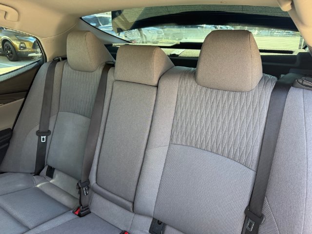 Used 2025 Toyota Camry LE FWD image 27