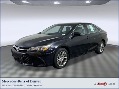 Used 2016 Toyota Camry SE w/ Moonroof Package image 1