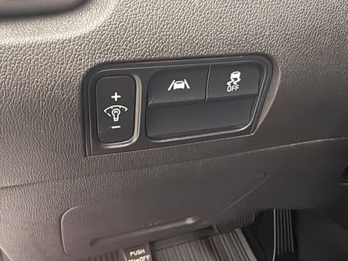 Used 2023 Kia Sorento S w/ Panoramic Sunroof Package AWD/4WD image 14