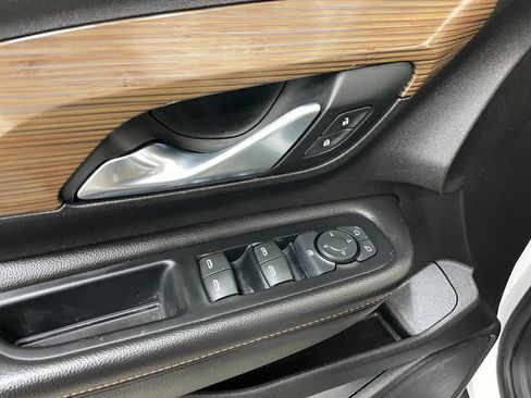 Used 2018 GMC Terrain SLE image 20