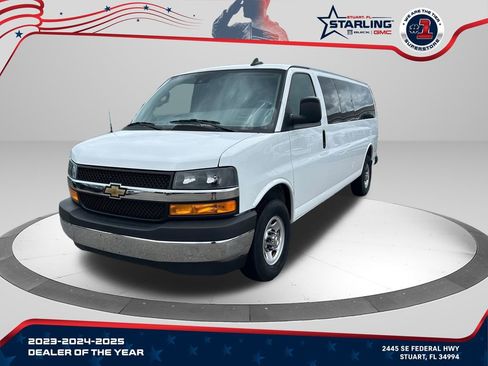 Used 2024 Chevrolet Express 3500 LT w/ LT Preferred Equipment Group RWD image 1