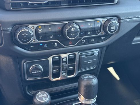 Used 2025 Jeep Wrangler Sahara 4xe w/ Safety Group image 24