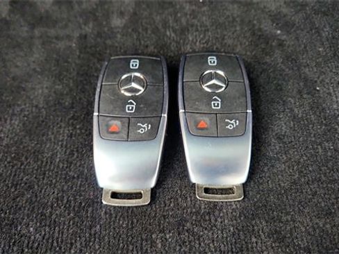 Used 2025 Mercedes-Benz GLS 450 4MATIC image 67