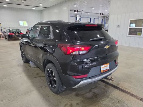Used 2022 Chevrolet TrailBlazer LT w/ Convenience Package AWD/4WD image 6