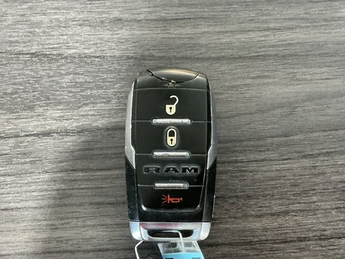 Used 2022 RAM 1500 Big Horn image 24