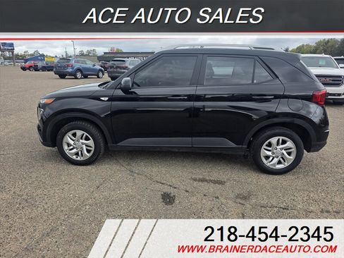 Used 2020 Hyundai Venue SEL FWD image 5