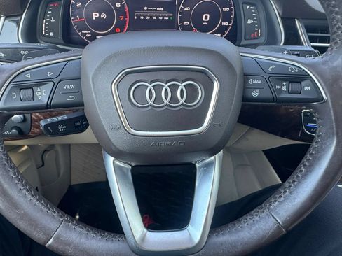 Used 2018 Audi Q7 3.0T Prestige w/ Prestige Package AWD/4WD image 16