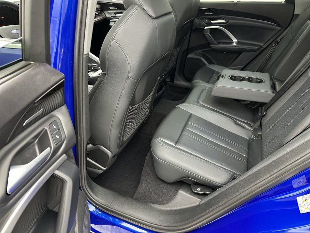 Used 2025 Audi Q5 Premium Plus AWD/4WD image 23